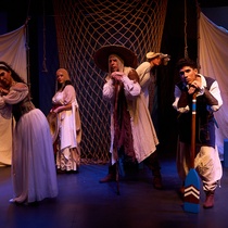Photographs of the rehearsal for the theatrical production, Las sirenas no existen